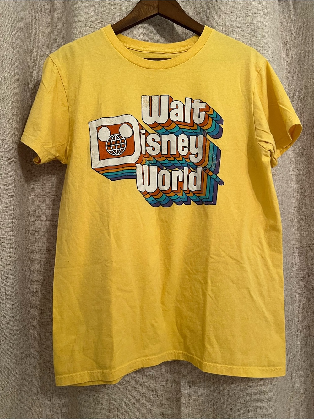 Walt Disney World Retro Graphic Tee Yellow Size L